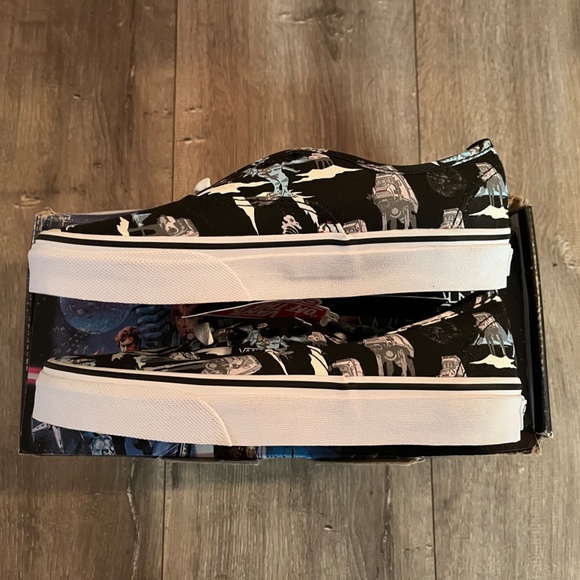VANS Limited Edition Star Wars Sneaker - Picture 4 of 5